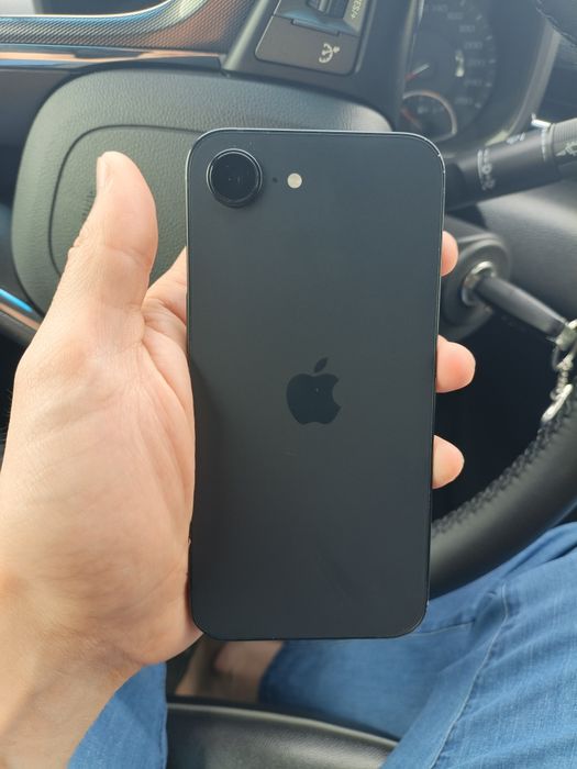 iPhone 16e yangidey