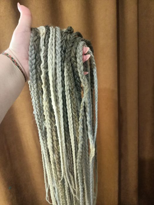 Продам ДЕ косы 4 оттенка