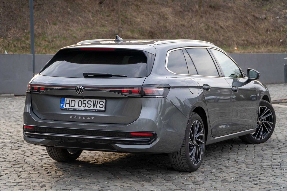 Volkswagen Passat Elegance 2.0 TDI 150cp