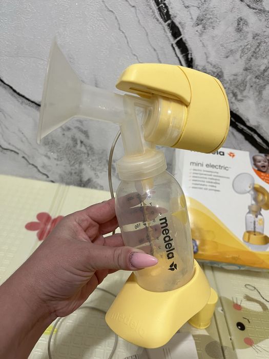 Молокоотсос medela