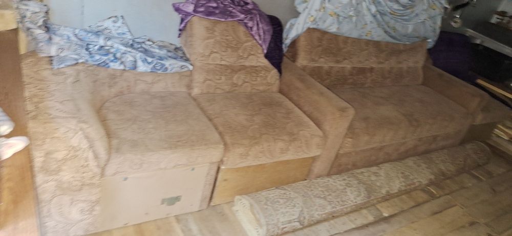 Продам диван , кресло