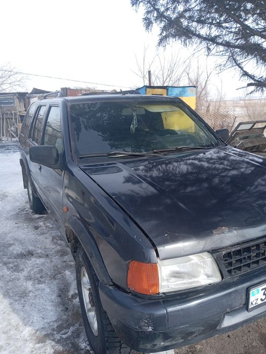 Продам машину Опель фронтера