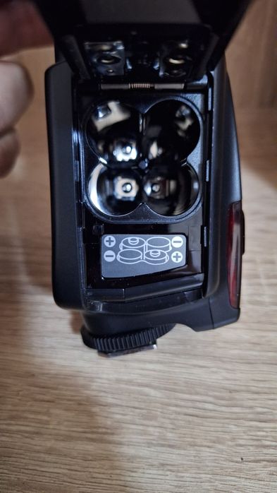 Youngnuo speedlite светкавица за Канон
