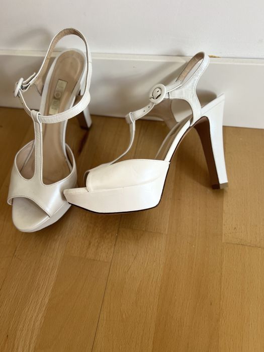 Iceberg  и lodi обувки.