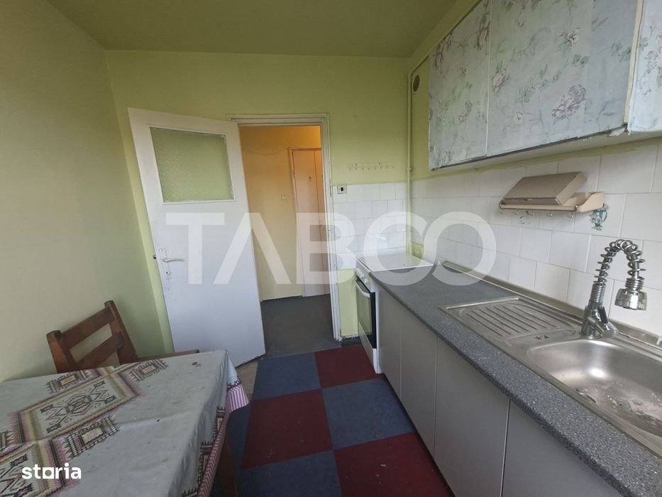 Apartment de vanzare 2 camere si balcon Cedonia Mihai Viteazul