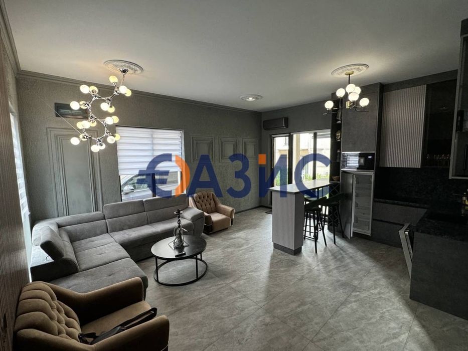 Продава се Къща в Бургас, Център - 116 кв.м за 2413 €/кв.м - Снимка #2