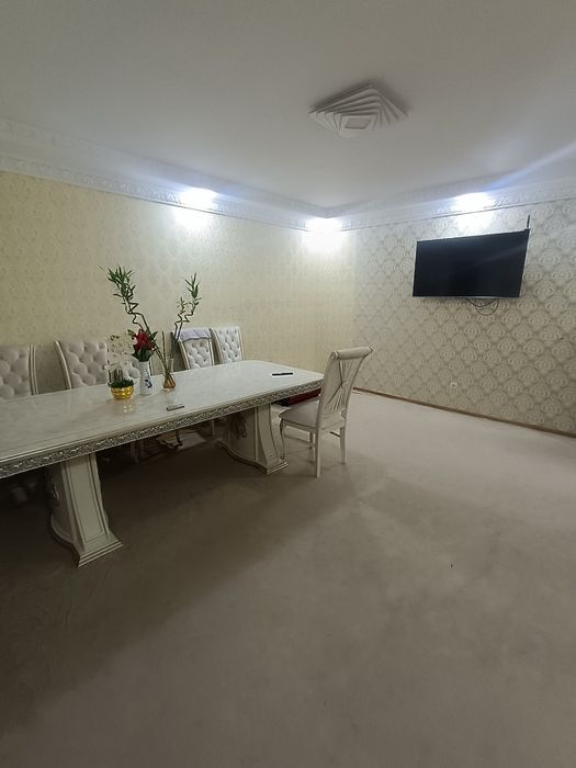 Юнусабад 7 квартал 4/1/4 большой огород, 2 места для машины