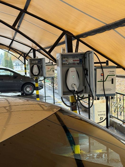 Установка Стабилизаторов Напряжения" 220/380V. По гр.Ташкенту Сергей