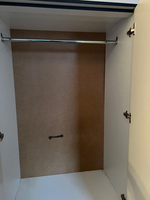 Шкаф для одежды с выдвижными ящиками