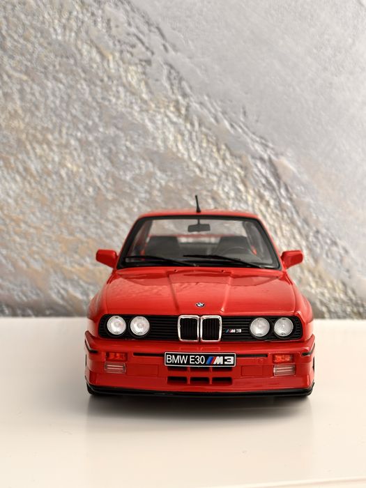 Vand macheta BMW M3 e30 1:18 Solido