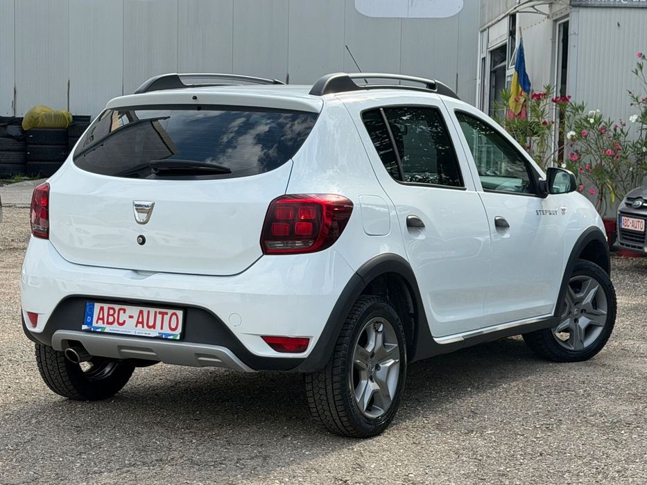 Dacia Sandero Stepway DACIA sandero STEPWAY 0.9