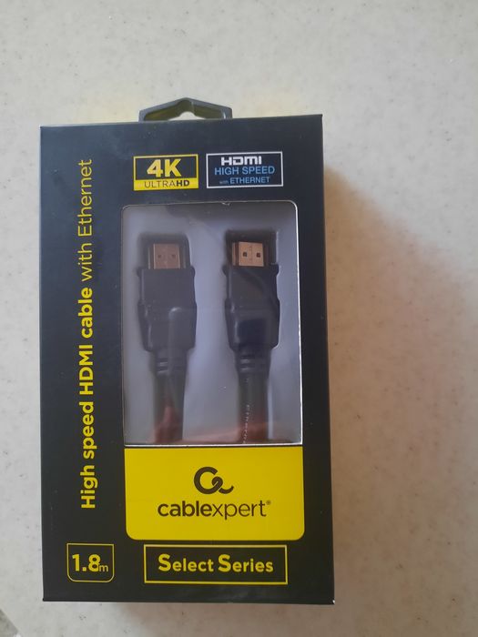 Cabluri și adaptoare