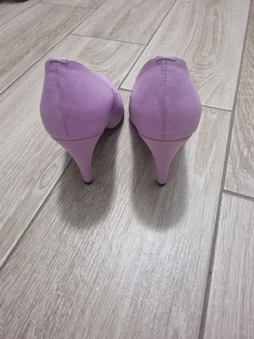 Pantofi din piele violet de dama