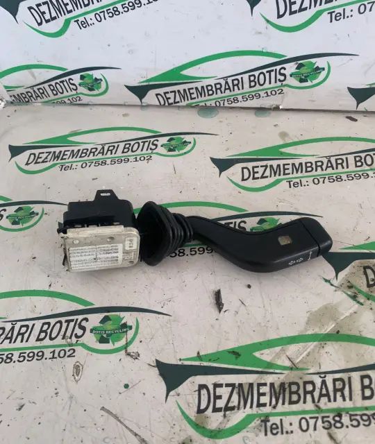 Maneta semnalizare 90 221 174 122 399 03 Opel Vectra 2000