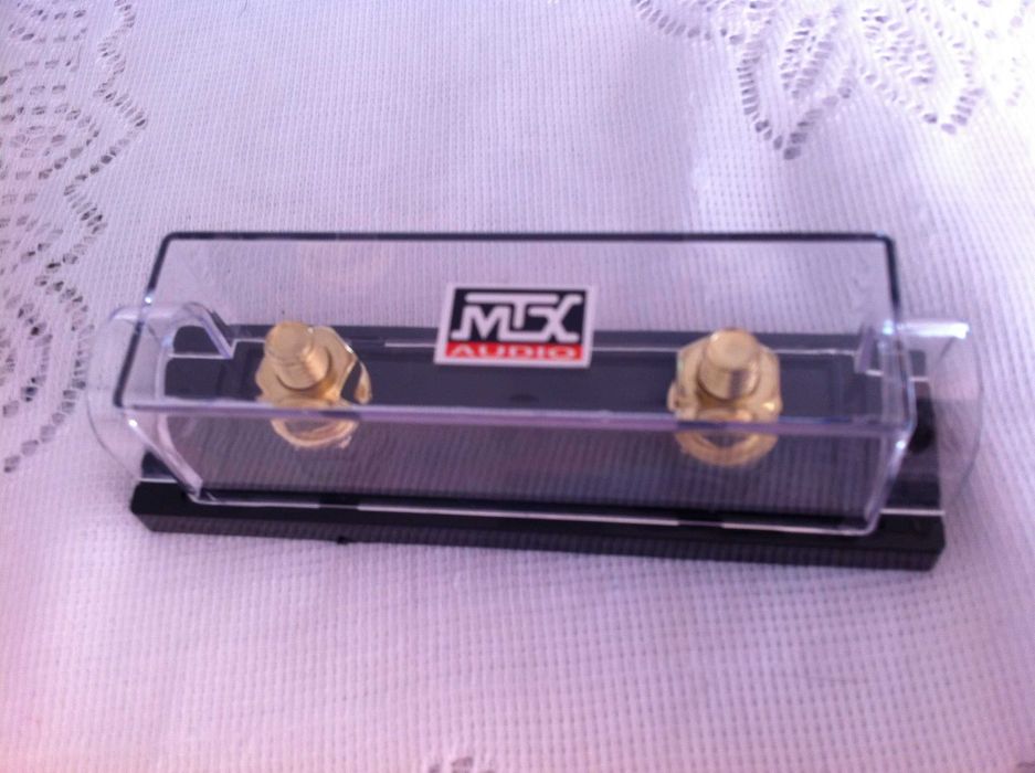 Amplificator Crunch max800W/Blaupunkt max600W/Sig ANL 125A (statie