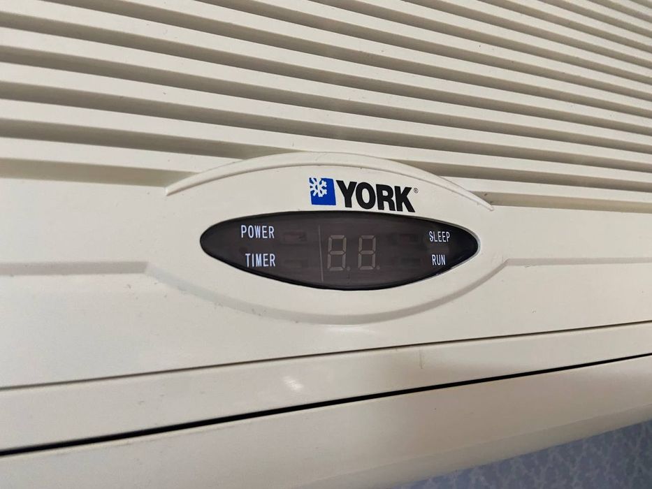 Кондиционер York 18 Большой konditsioner eng arzon narxda kondisioner