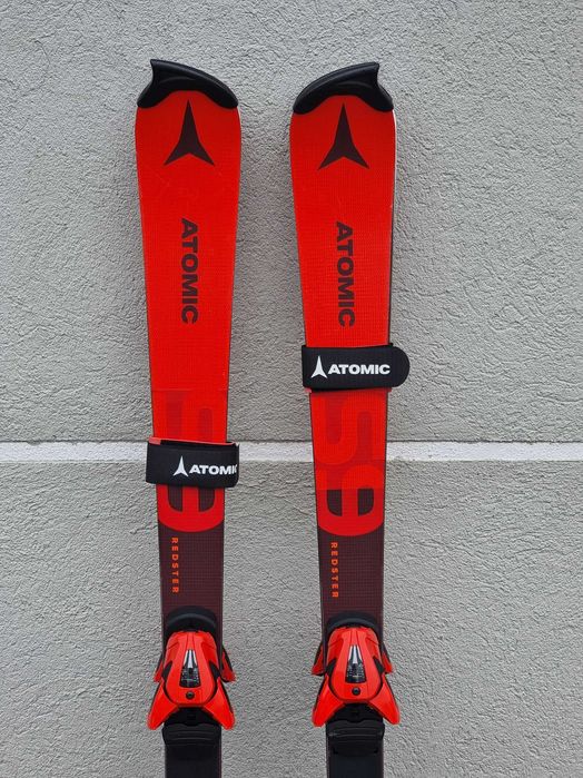 Ski/schi/schiuri ATOMIC REDSTER S9 145 cm + legaturi Atomic - CA NOI!
