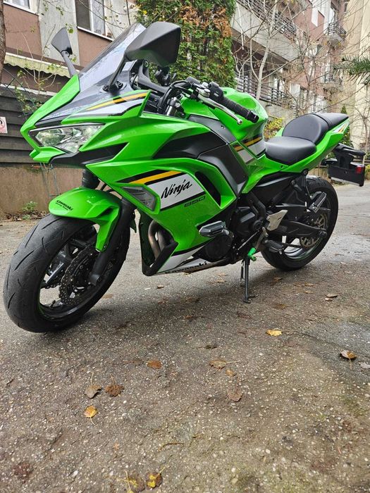 Kawasaki Ninja 2025