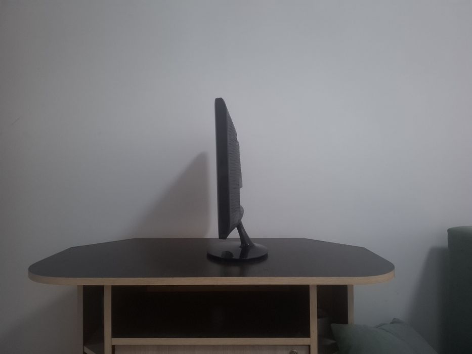Монитор Samsung B2030