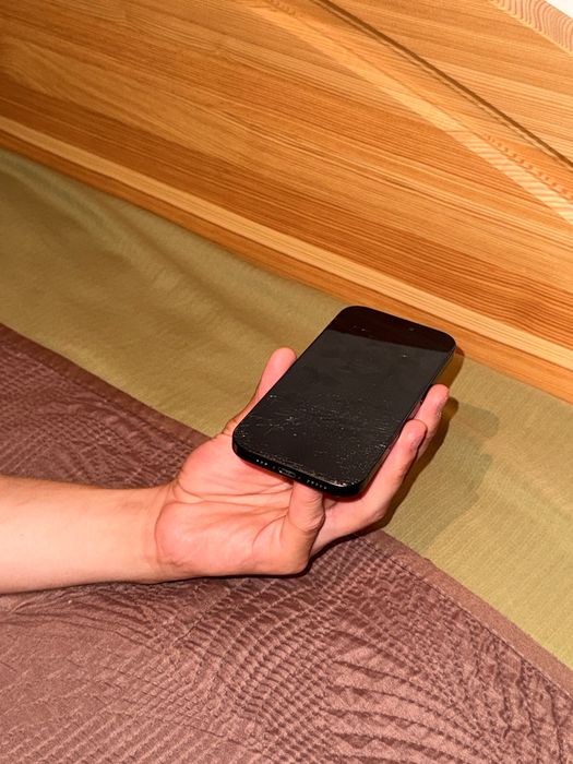 Iphone 16 pro бу