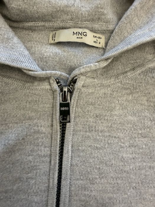 Продам мужские кофты Mango