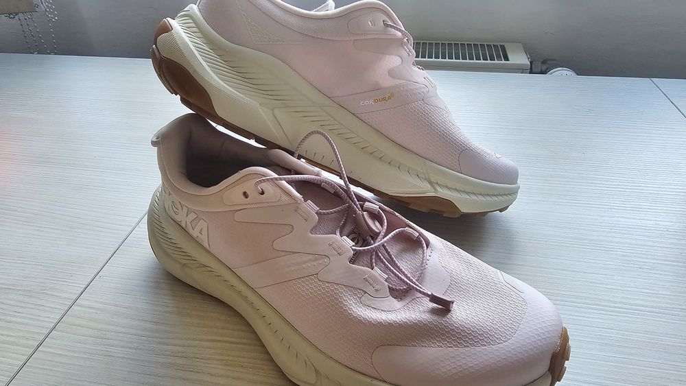 Vând adidasi sport HOKA Transport  GTX damă, culoare roz pudrat, mărimea EU 41⅓.