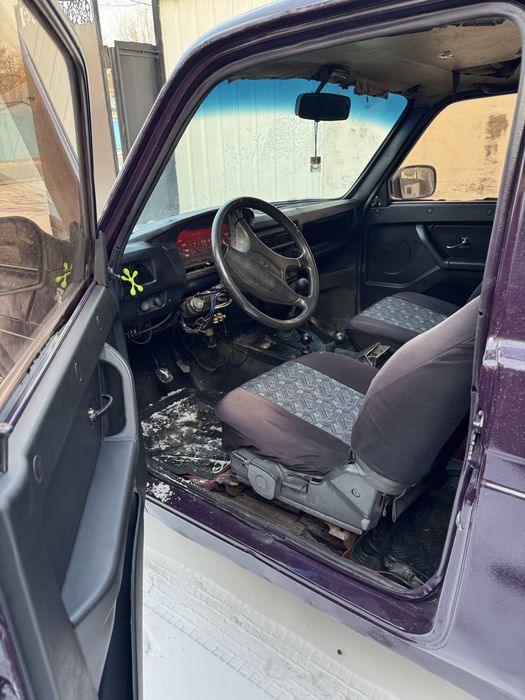 Лада нива 1999года