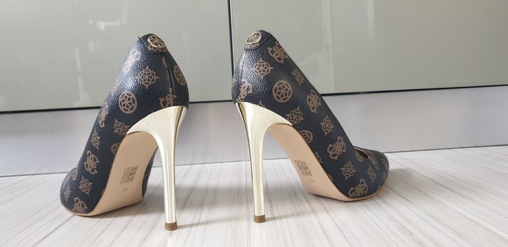 Guess  Womens Size 40/25.5см  ОРИГИНАЛ! Дамски токчета!
