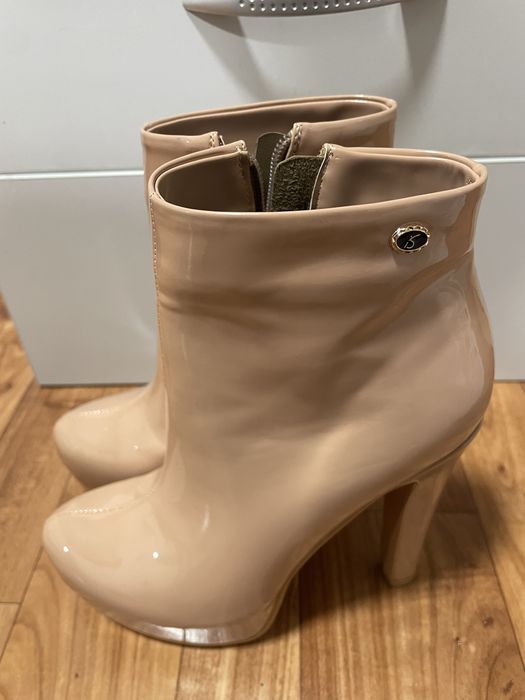 Осенний женский обувь