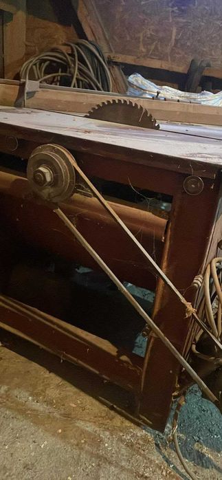 Vand circular cu masa din fier cu motor trifazic