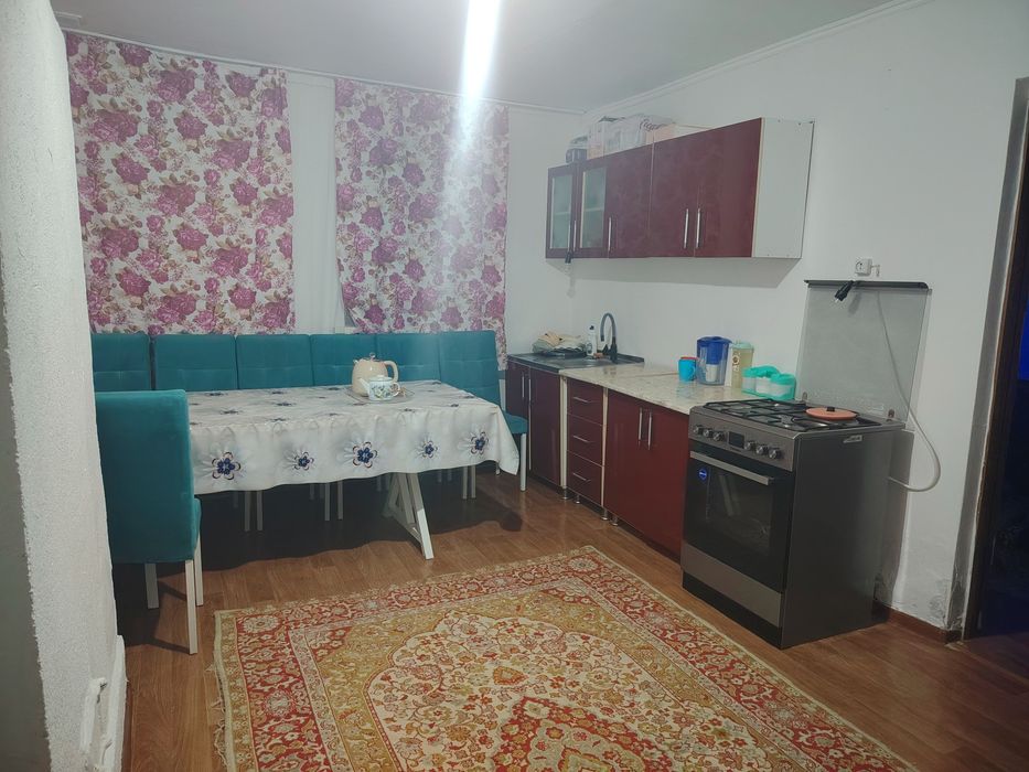 Уй сатылады.Отарбекова 68.2