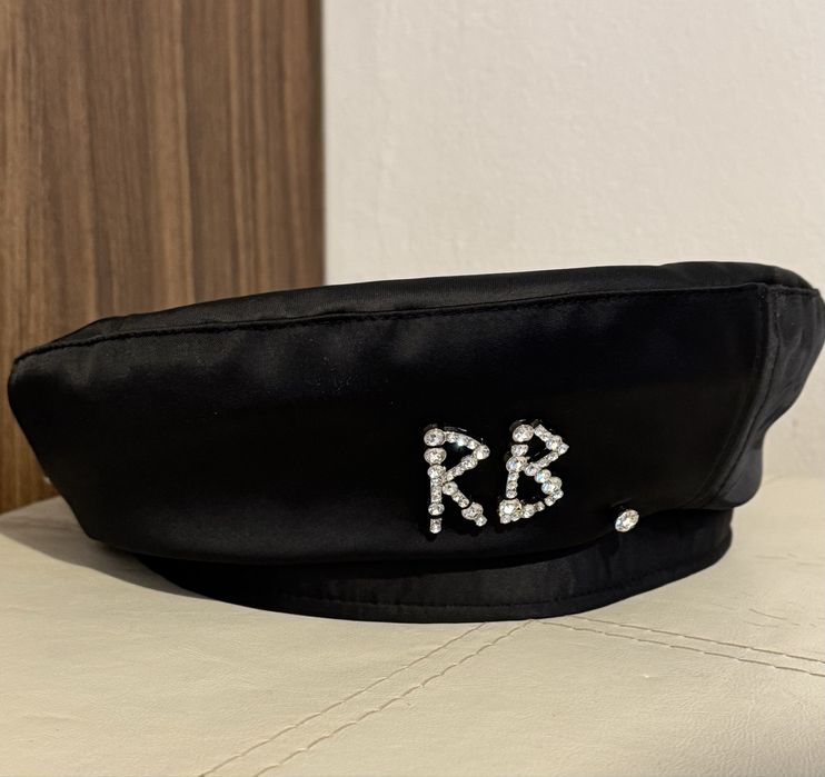 RB Шапки Ruslan Baginskiy