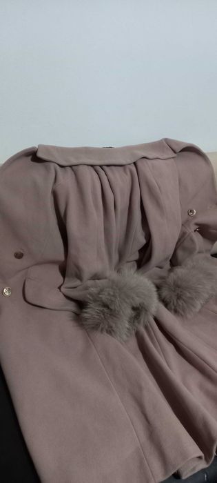 Palton din lâna,model de damă