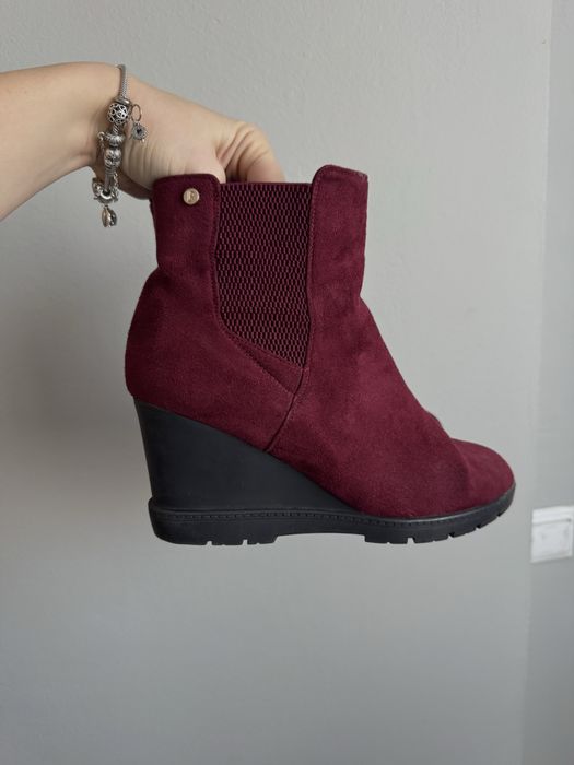 Зимни боти във винено червено tendenz