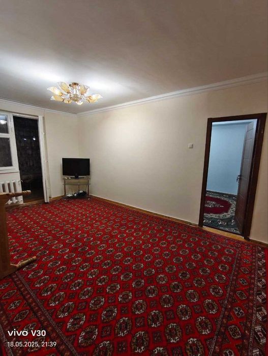 *Выкуп Цум метро Космонавтов 2ком,квартира возможно 3,Балкон 2х8,Центр