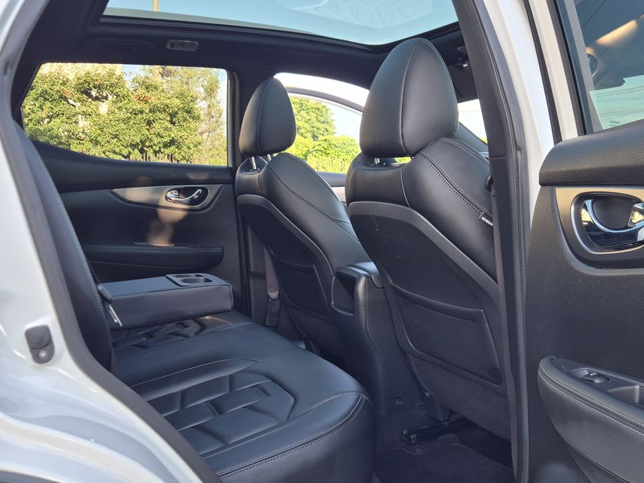 Nissan Qashqai Tekna + 1.5D 115CP 2019 FaceLift Piele/Panoramic/Led/Bose/Side assist /Distronic