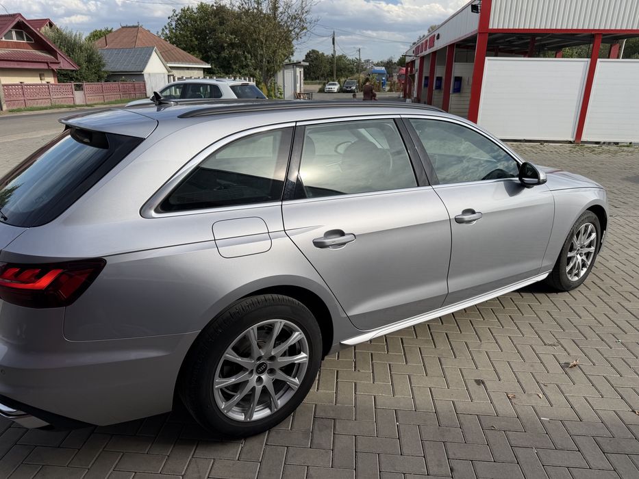Audi A4 2023 2.0 TDI Automat / / Matrix / / Camera