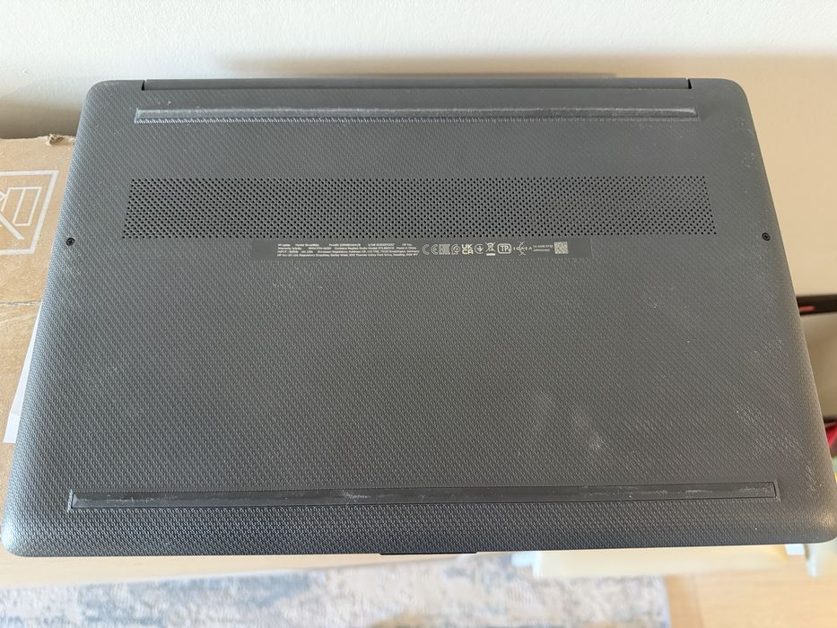 Ноутбук HP 15s-eq1162ur