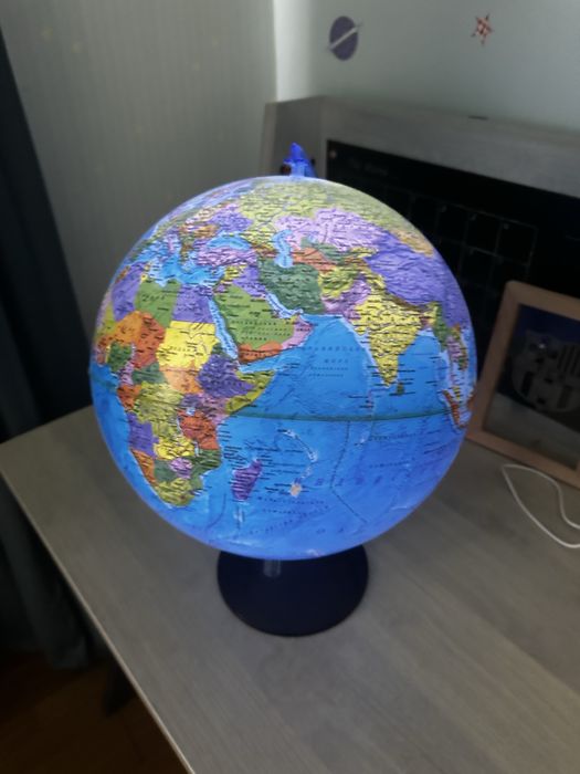 Глобус земли новый