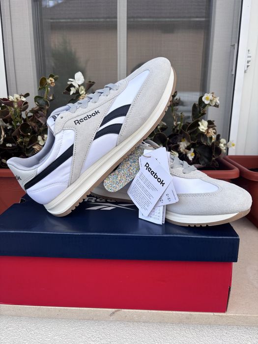 Adidasi Reebok Luma