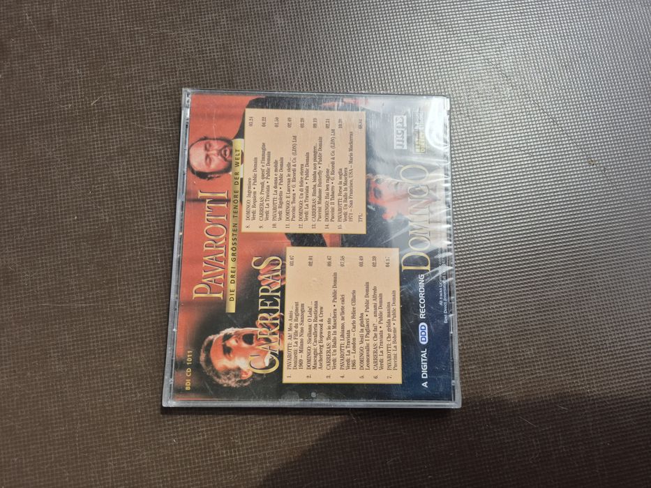 Vând 8 CD originale  muzică clasica mixta