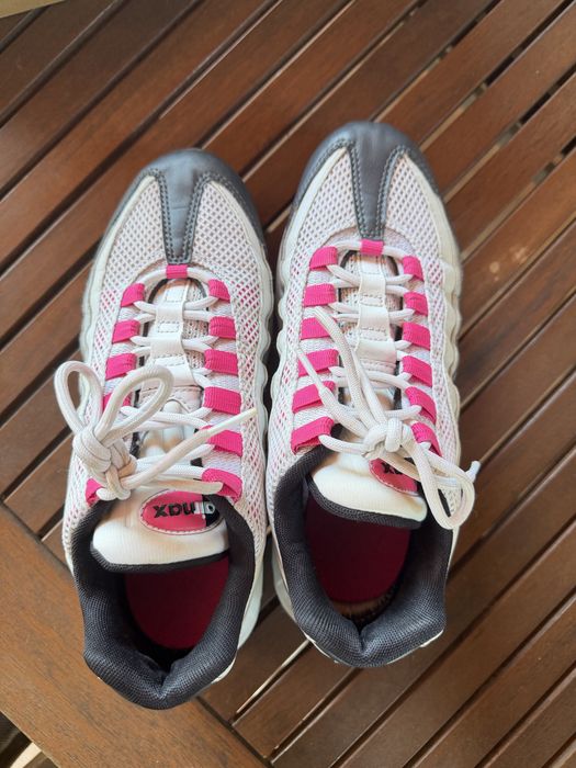 Nike W AIR MAX 95 + подарък кутия nike