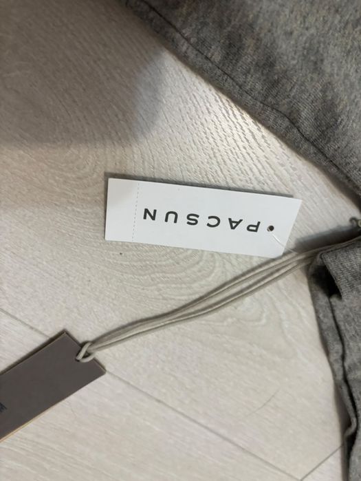 Tricou Essentials gri