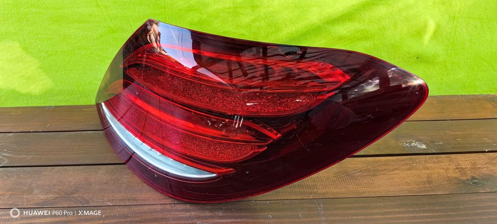 Продавам стоп за Mercedes E Class W213 / Мерцедес Е Класа В213