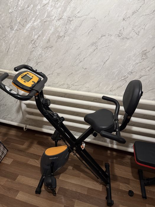 Велотренажер в отличном состоянии