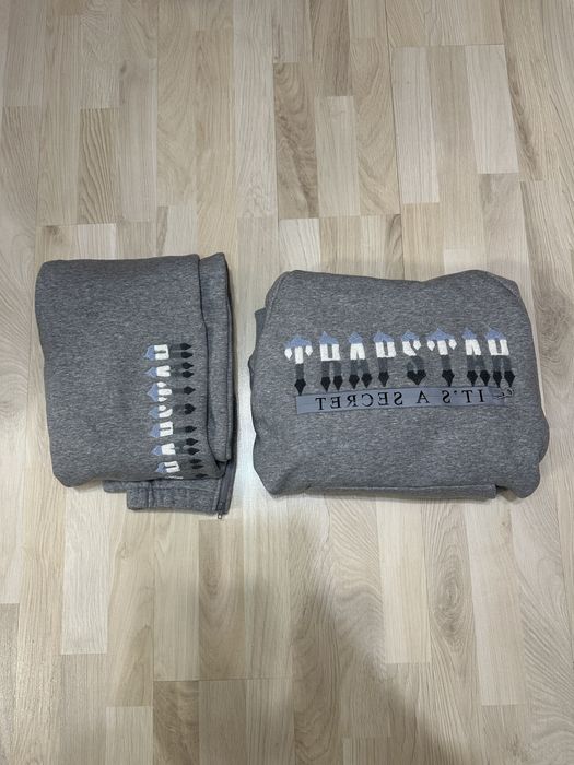 Trapstar екип чисто нов