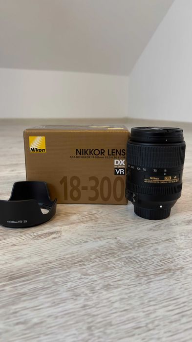 Obiectiv NIKON 18-300mm f/3.5-6.3G ED VR AF-S DX