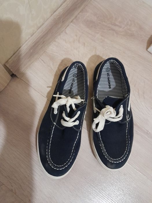 Продам или обменяю обувь джинсовую