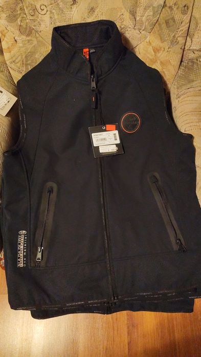 vestă Napapijri Lorze V. Mărimi S,M,L