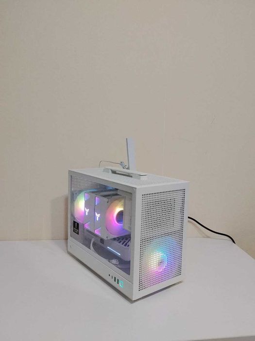 AMD Ryzen 5 9600X/DDR5 RAM 16 GB/AORUS B850 WiFi/SSD M.2 NVMe 512 GB